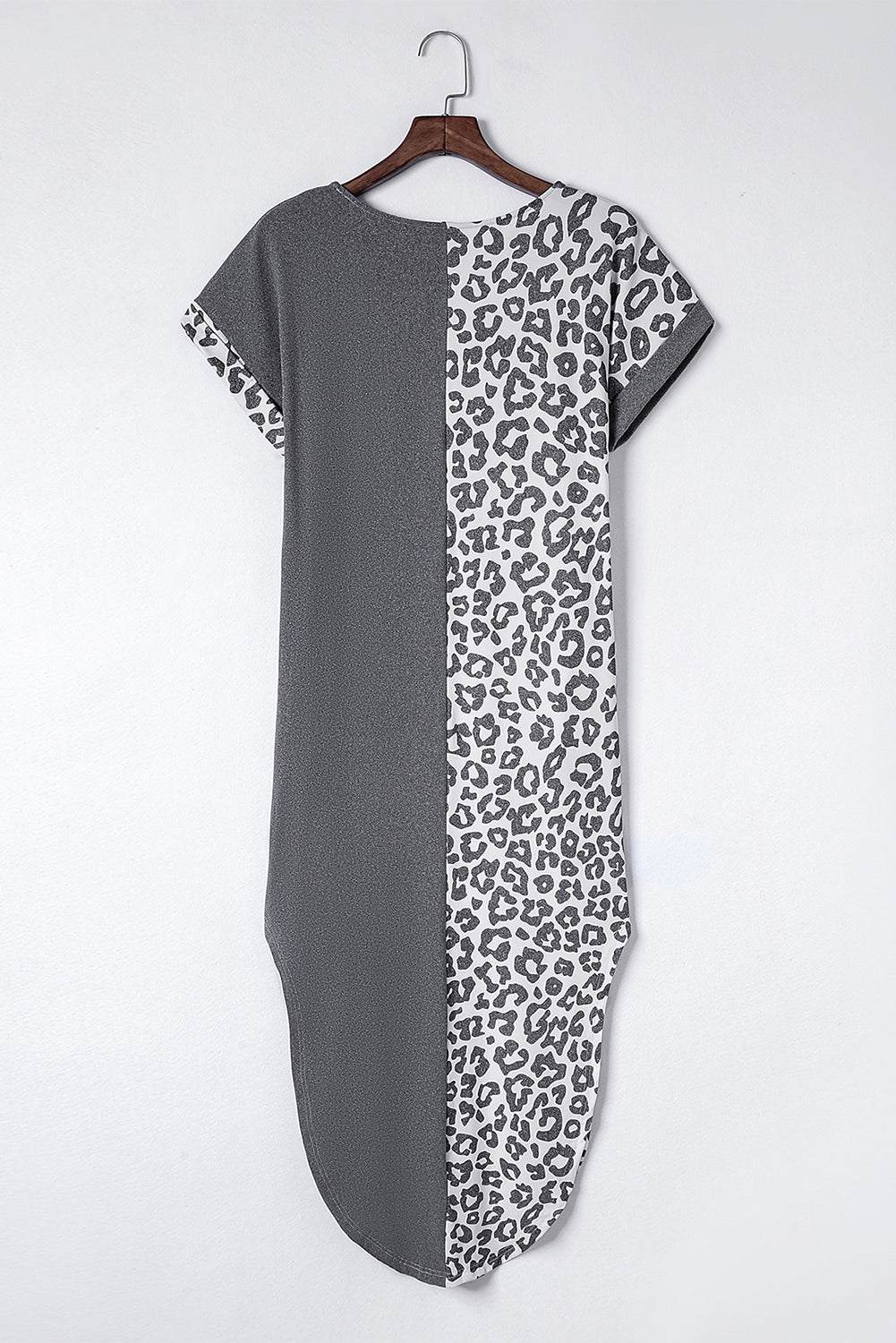 Gray Contrast Solid Leopard Short Sleeve T-shirt Dress with Slits

		This long dress is very friendly to all body shapes
	The leopard print and solid color splicing are stylish
	The roll-up sleeves are loved by people
	With side DressesDalilly Designs BoutiqueGray Contrast Solid Leopard Short Sleeve