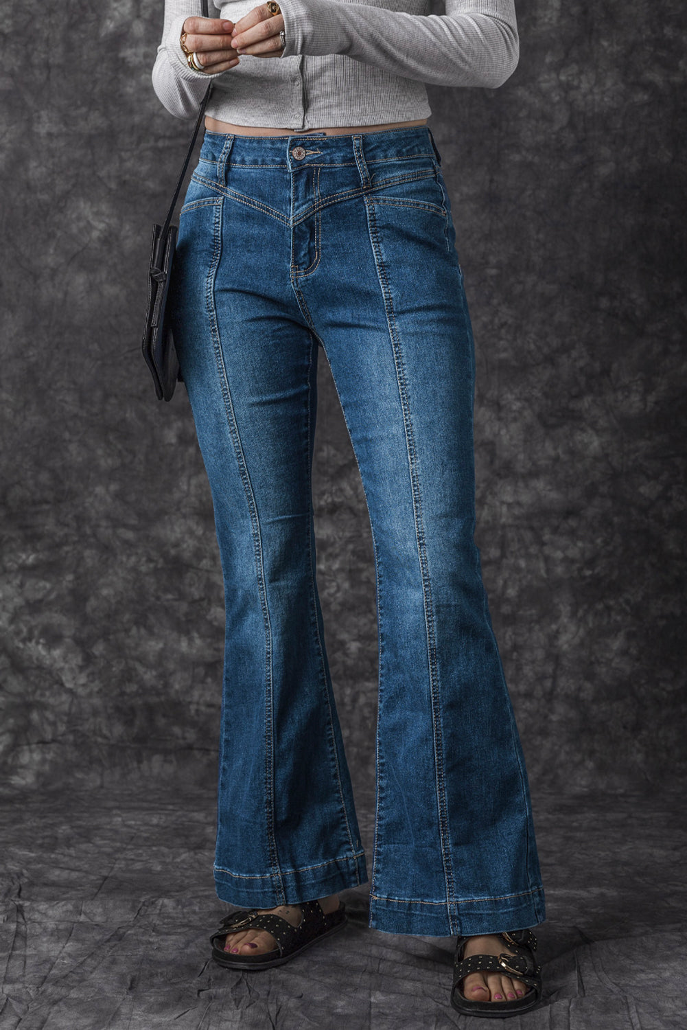 Blue High Waist Seam Stitching Pocket Flare Jeans


		Brighten up your wardrobe with our High Waist Seam Stitching Pocket Flare Jeans
	
	
		The high waistline is designed to visually elongate your legs
	
	
BottomsDalilly Designs BoutiqueBlue High Waist Seam Stitching Pocket Flare Jeans