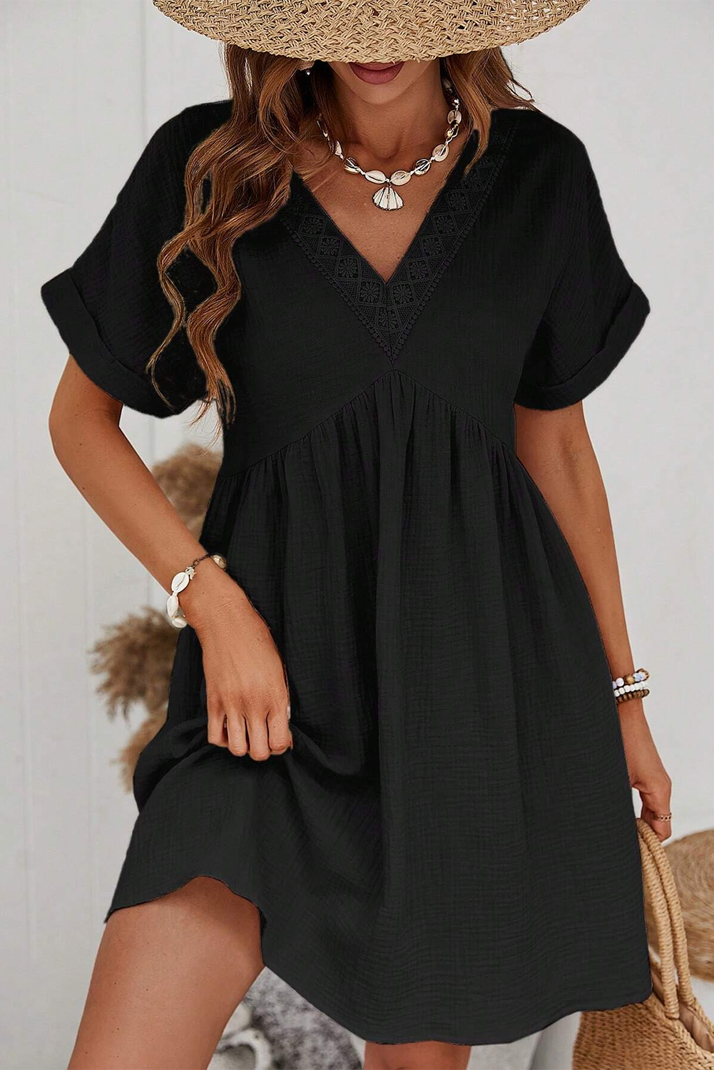 Black Folded Short Sleeve Lace V Neck Mini Dress

 Size Chart (CM)



Sizes 



Bust
 



Waist
 



Sleeve_Length
 



Length
 





Relax
 



Relax
 



Relax
 



Relax
 





S
 



93
 



89
 



29
 



9DressesDalilly Designs BoutiqueBlack Folded Short Sleeve Lace