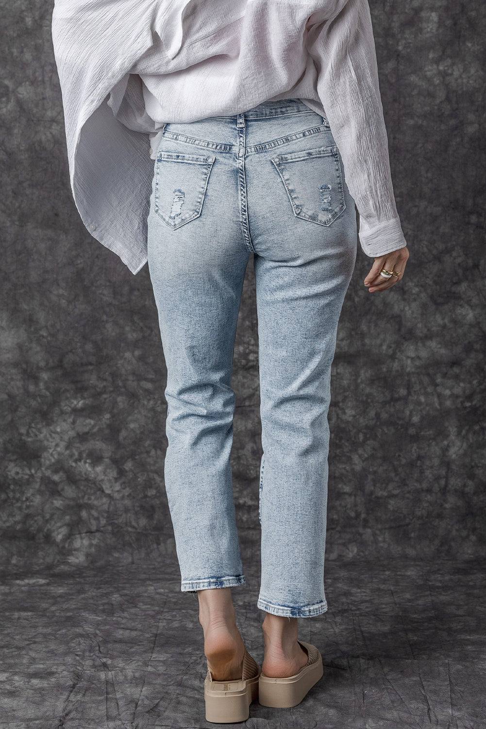 Navy Blue Light Wash Frayed Slim Fit High Waist Jeans


		We highly recommend these trendy light-wash jeans
	
	
		The high waistline paired with a slim fit makes your legs look longer
	
	
		The ripped design isBottomsDalilly Designs BoutiqueNavy Blue Light Wash Frayed Slim Fit High Waist Jeans