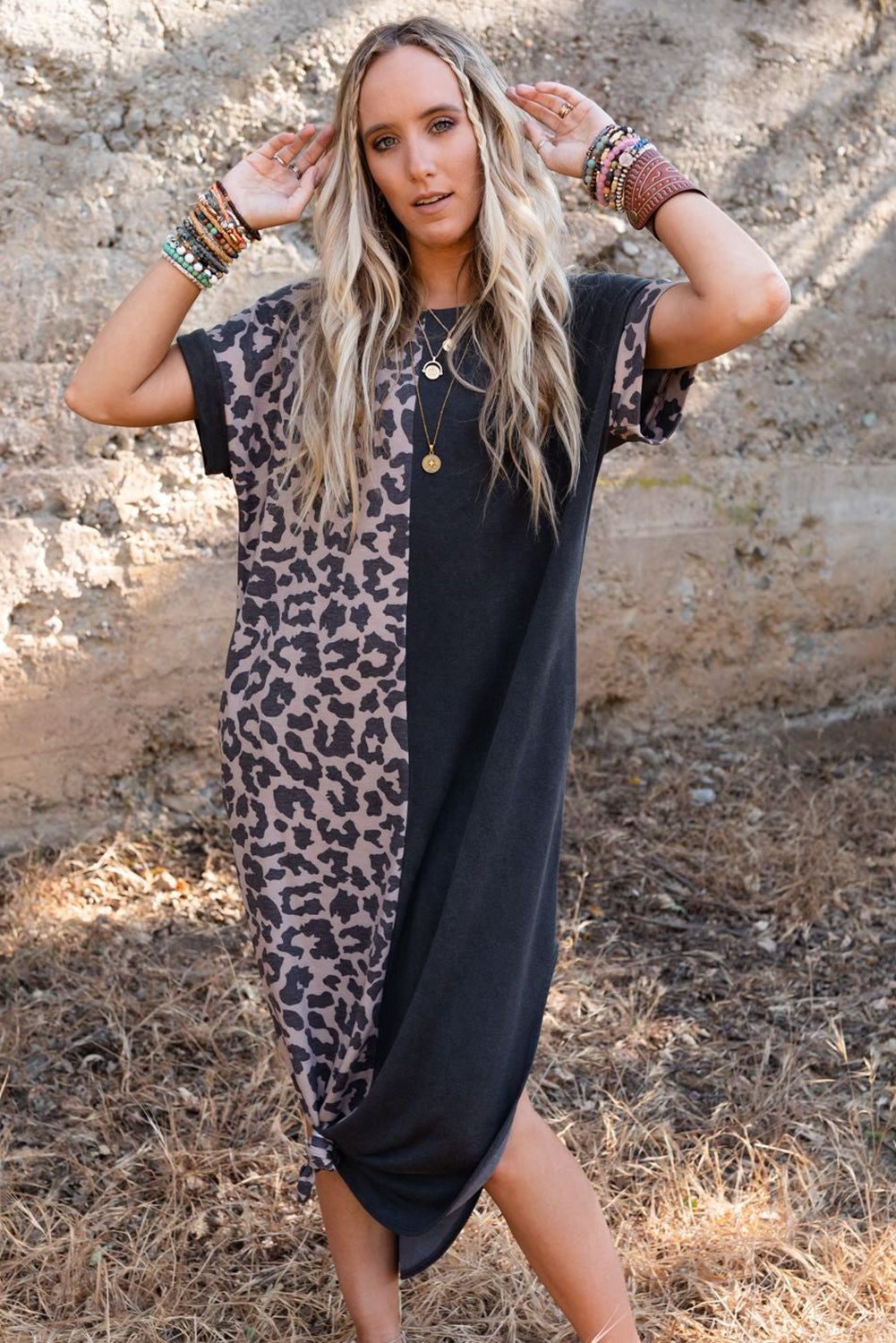 Gray Contrast Solid Leopard Short Sleeve T-shirt Dress with Slits

		This long dress is very friendly to all body shapes
	The leopard print and solid color splicing are stylish
	The roll-up sleeves are loved by people
	With side DressesDalilly Designs BoutiqueGray Contrast Solid Leopard Short Sleeve