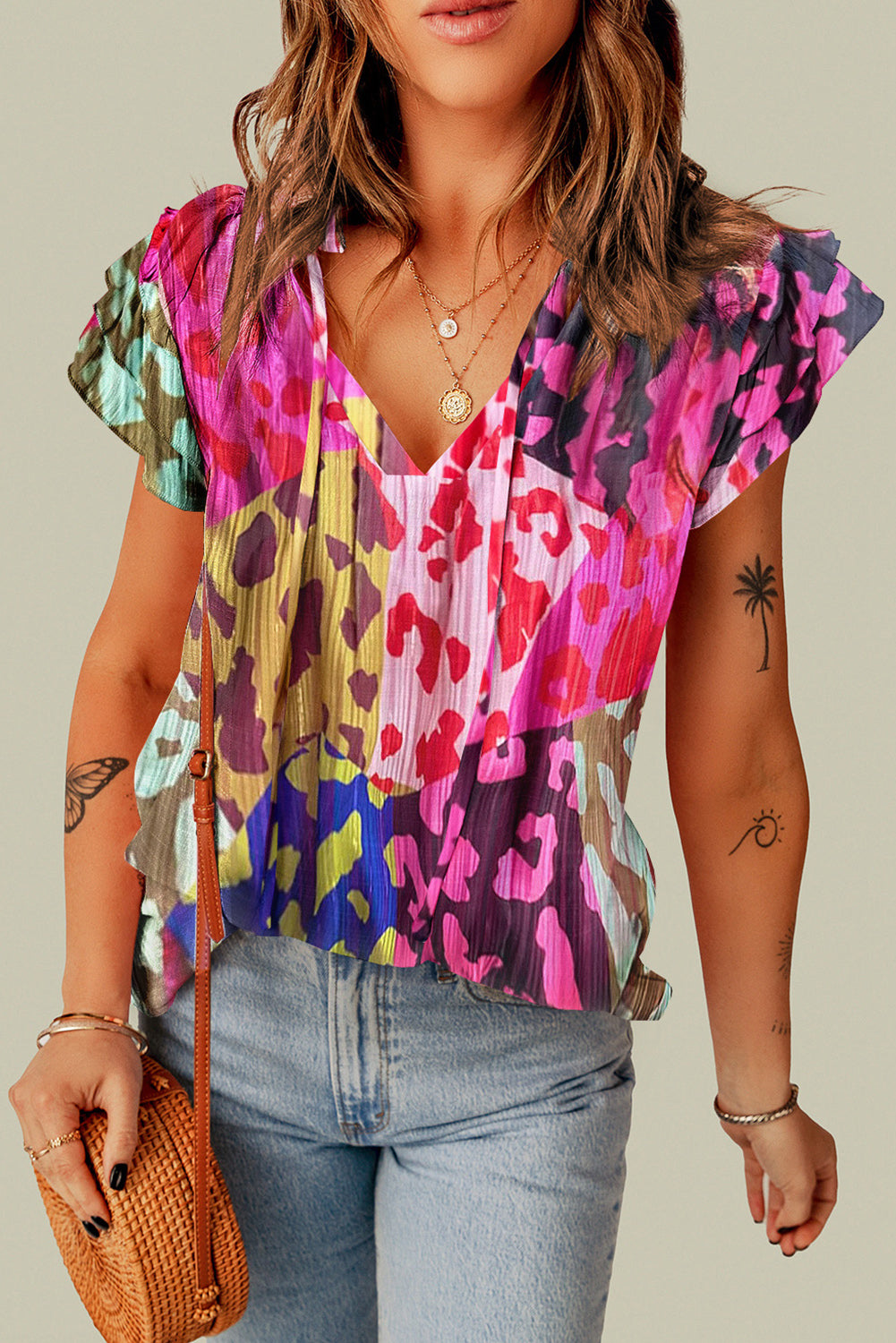 Ruffled Printed Tie Neck Cap Sleeve Blouse
Features: Tied, Ruffled
Sheer: Opaque
Stretch: No stretch
Material composition: 100% polyester
Care instructions: Machine wash cold. Tumble dry low.
Imported


SizeDalilly Designs BoutiqueRuffled Printed Tie Neck Cap Sleeve Blouse