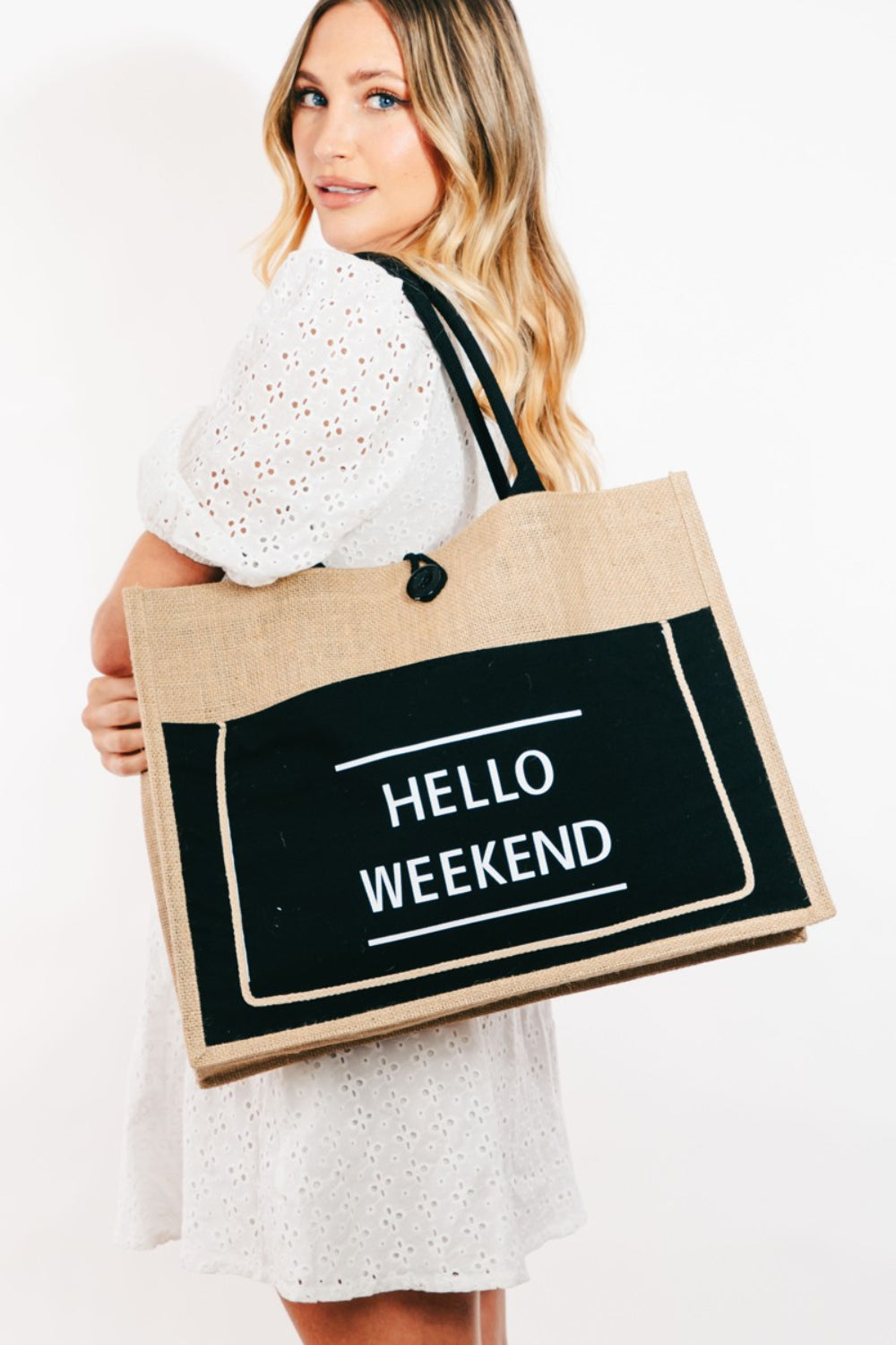 Fame Hello Weekend Burlap Tote BagA stunning must have tote bag that is designed with a hello weekend burlap tote bag design. Perfect as a gift for a loved one!
Bag size: Large
Material: 100% polyestAccessoriesDalilly Designs BoutiqueWeekend Burlap Tote Bag