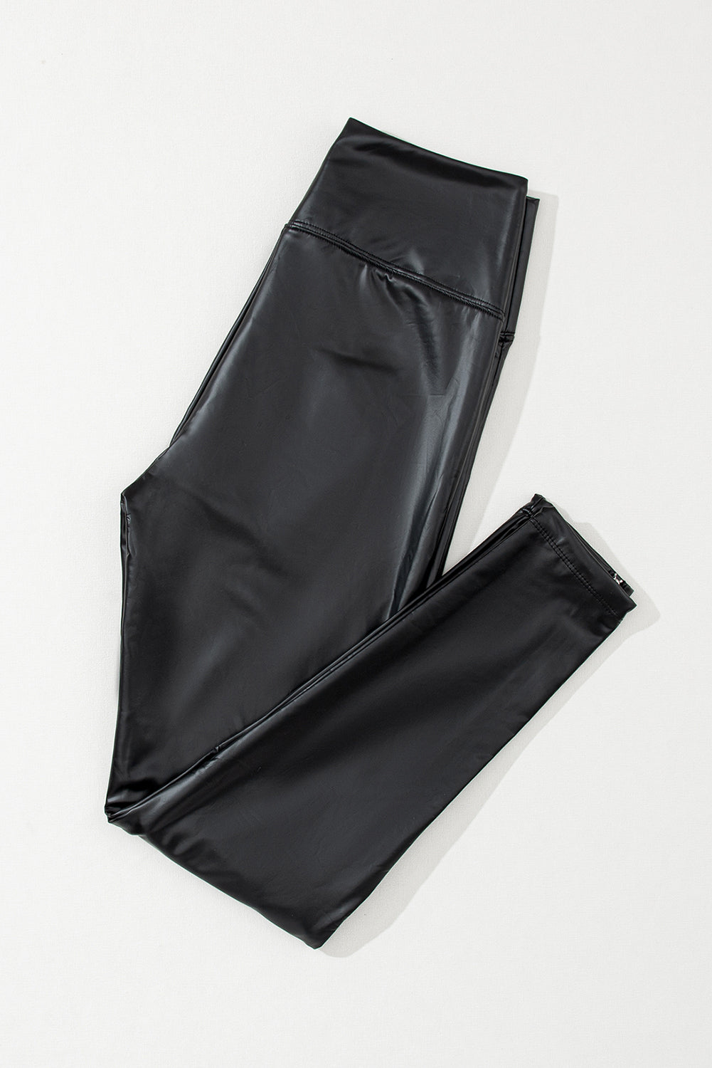 Black Faux Leather Zipped Detail Leggings

Experience the sleek and stylish look of our faux leather leggings
Add a touch of attitude and versatility with the zipped side detailing
It is a versatile additiBottomsDalilly Designs BoutiqueBlack Faux Leather Zipped Detail Leggings