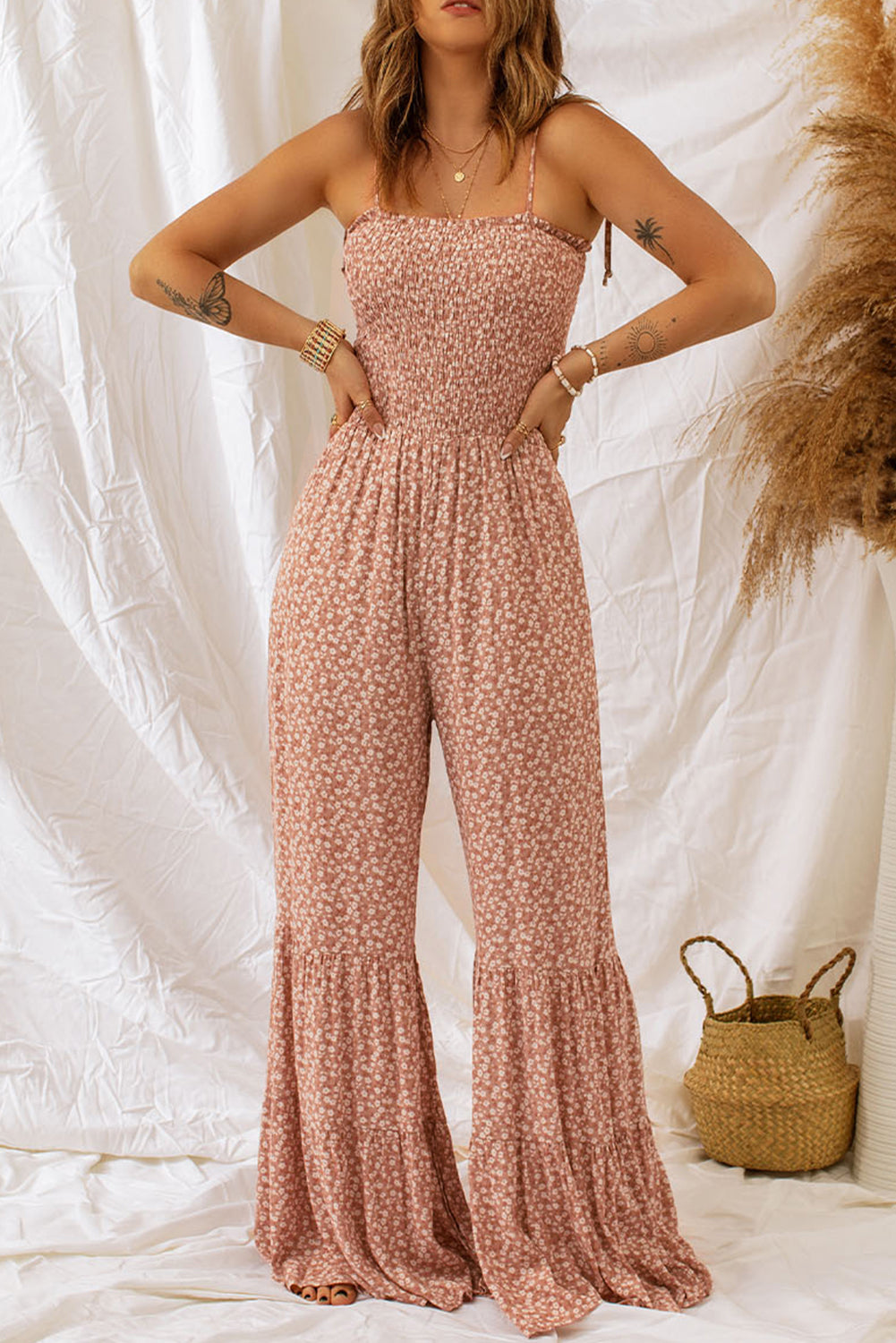 Phalaenopsis Thin Straps Smocked Bodice Wide Leg Floral Jumpsuit
 Size Chart (INCH)



Sizes 



Inseam
 



Bottoms
 



Outseam
 



Waist
 



Bust
 



Hip
 





Relax
 



Relax
 



Relax
 



Relax
 



Relax
 



Relax
Bottoms/Jumpsuits & RompersDalilly Designs BoutiquePhalaenopsis Thin Straps Smocked Bodice Wide Leg Floral Jumpsuit