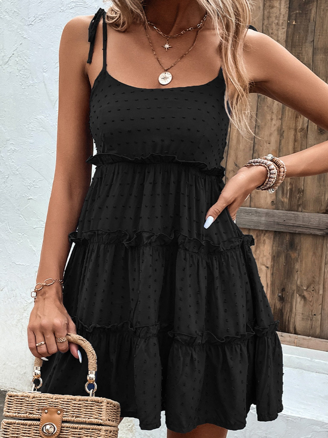 Frill Spaghetti Strap Tiered Dress
Features: Frill
Sheer: Opaque
Stretch: No stretch
Body: Not lined
Material composition: 100% polyester
Care instructions: Machine wash cold. Tumble dry low.
ImporteDressesDalilly Designs BoutiqueFrill Spaghetti Strap Tiered Dress