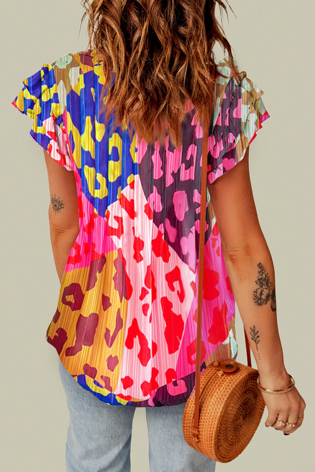 Ruffled Printed Tie Neck Cap Sleeve Blouse
Features: Tied, Ruffled
Sheer: Opaque
Stretch: No stretch
Material composition: 100% polyester
Care instructions: Machine wash cold. Tumble dry low.
Imported


SizeDalilly Designs BoutiqueRuffled Printed Tie Neck Cap Sleeve Blouse