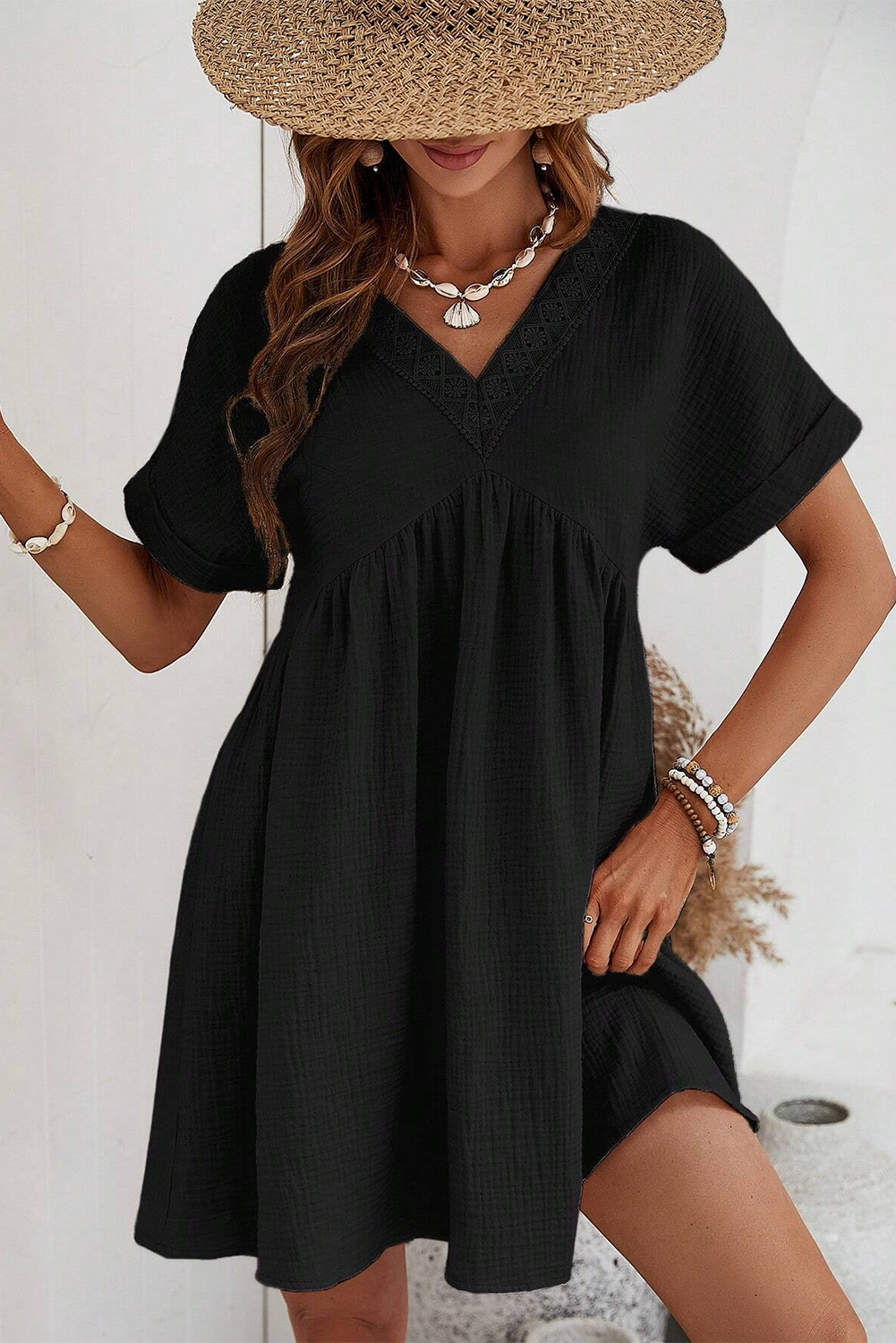 Black Folded Short Sleeve Lace V Neck Mini Dress

 Size Chart (CM)



Sizes 



Bust
 



Waist
 



Sleeve_Length
 



Length
 





Relax
 



Relax
 



Relax
 



Relax
 





S
 



93
 



89
 



29
 



9DressesDalilly Designs BoutiqueBlack Folded Short Sleeve Lace