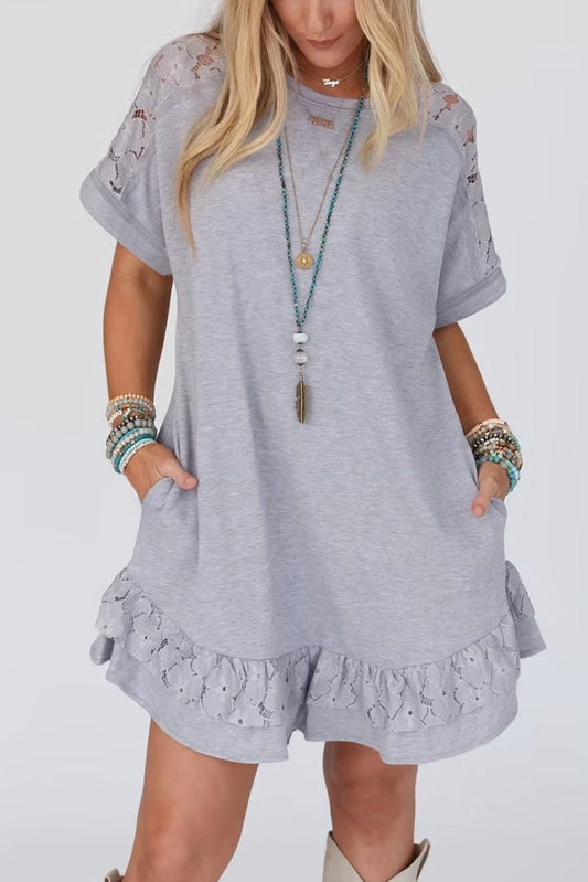 Light Grey Lace Floral Patchwork Ruffled T-shirt Dress

 (1) Size Chart (CM)



Sizes 



Bust
 



Hem_Width
 



Sleeve_Length
 



Length
 





Relax
 



Relax
 



Relax
 



Back
 





S
 



96
 



202
 



3DressesDalilly Designs BoutiqueLight Grey Lace Floral Patchwork Ruffled