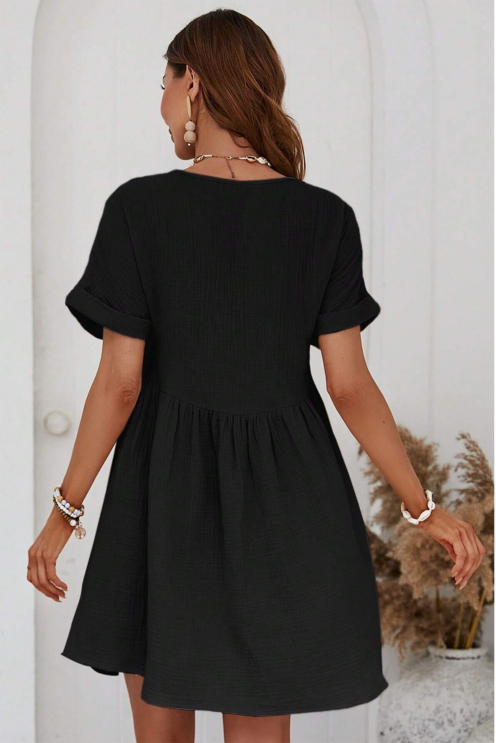 Black Folded Short Sleeve Lace V Neck Mini Dress

 Size Chart (CM)



Sizes 



Bust
 



Waist
 



Sleeve_Length
 



Length
 





Relax
 



Relax
 



Relax
 



Relax
 





S
 



93
 



89
 



29
 



9DressesDalilly Designs BoutiqueBlack Folded Short Sleeve Lace