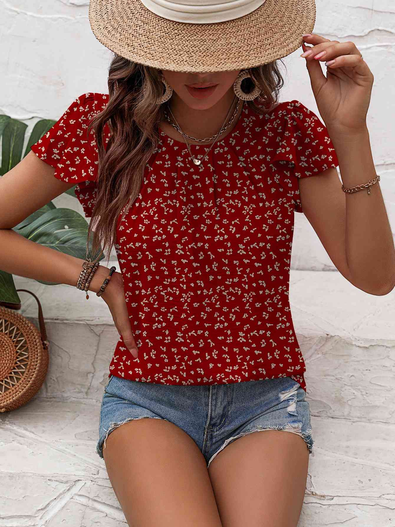 Textured Flutter Sleeve Blouse
Pattern type: Floral, Solid
Style: Casual
Features: Basic style
Neckline: Round neck
Length: Regular
Sleeve length: Short sleeves
Sleeve type: Flutter sleeves
SheerTopsDalilly Designs BoutiqueTextured Flutter Sleeve Blouse