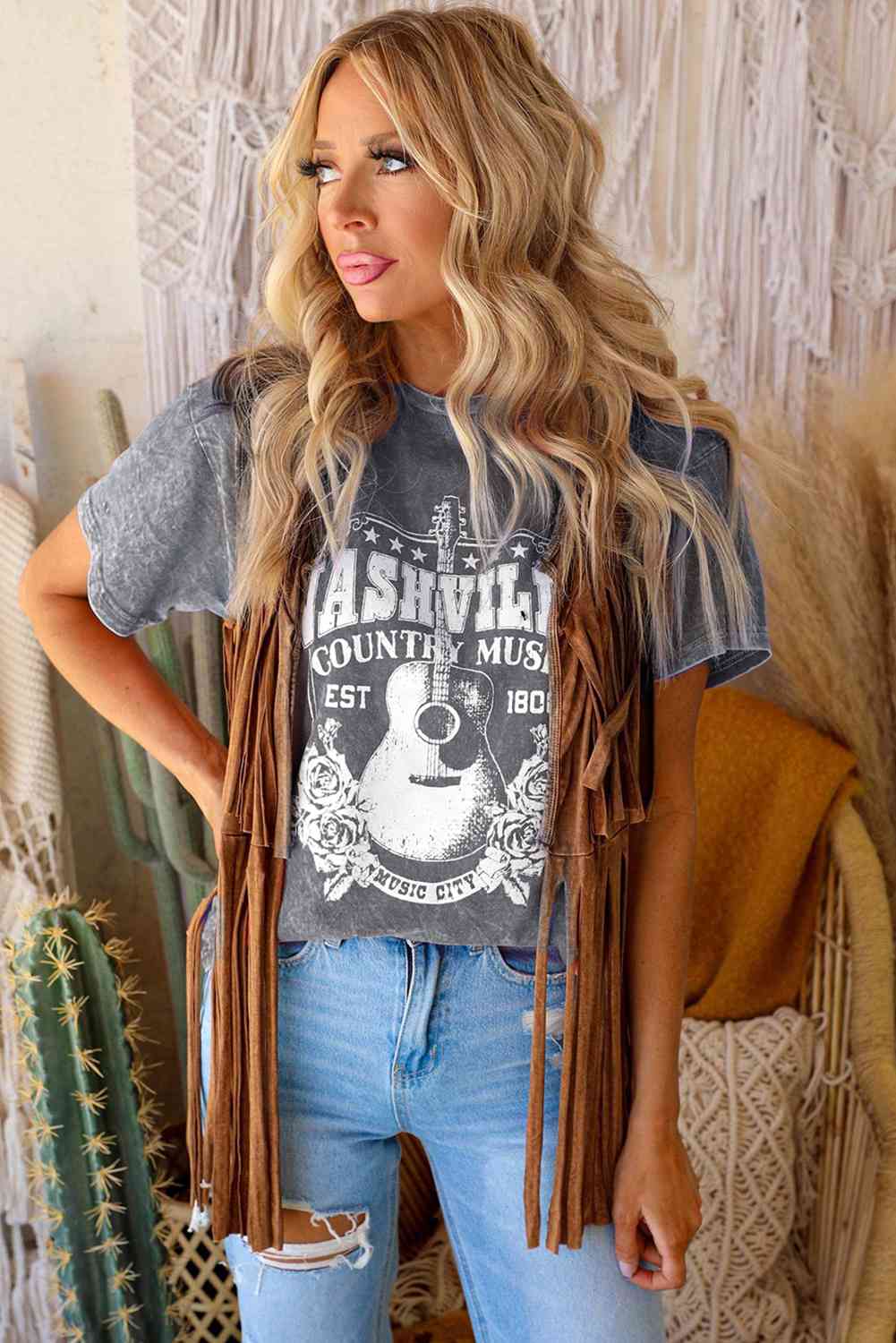 NASHVILLE COUNTRY MUSIC Graphic Round Neck Tee Shirt
Pattern type: DTG graphic
Style: Casual
Features: Basic style
Neckline: Round neck
Length: Regular
Sleeve length: Short sleeves
Sleeve type: Regular sleeves
Sheer: TopsDalilly Designs BoutiqueNASHVILLE COUNTRY MUSIC Graphic Round Neck Tee Shirt